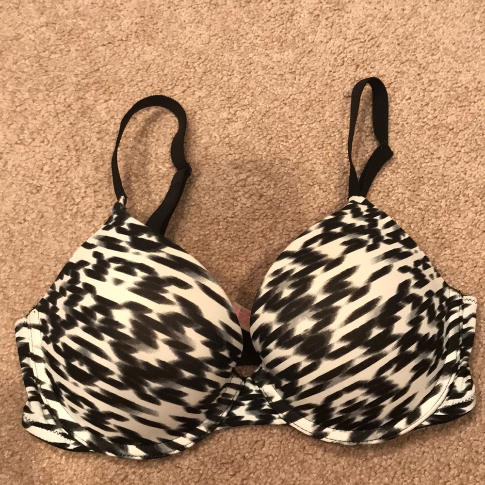 Victoria’s Secret Pink Bra